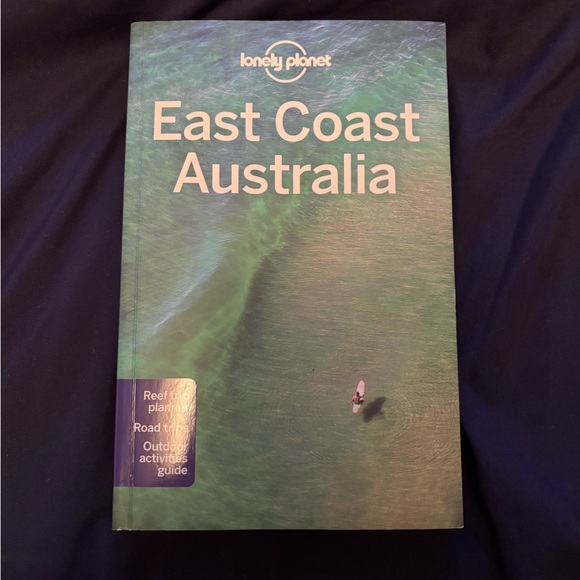 ๐ 3 for $10 sale ๐ Lonely planet East Coast Australia guide - Picture 1 of 1